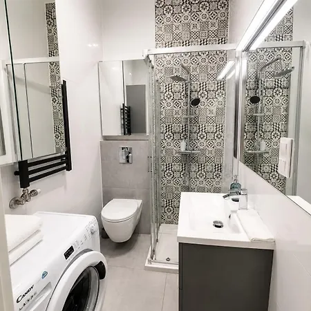 Cozy Loft Near Old Town Апартаменты *