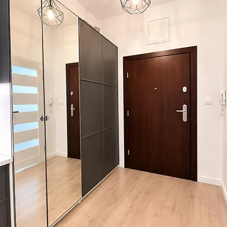 Cozy Loft Near Old Town Апартаменты